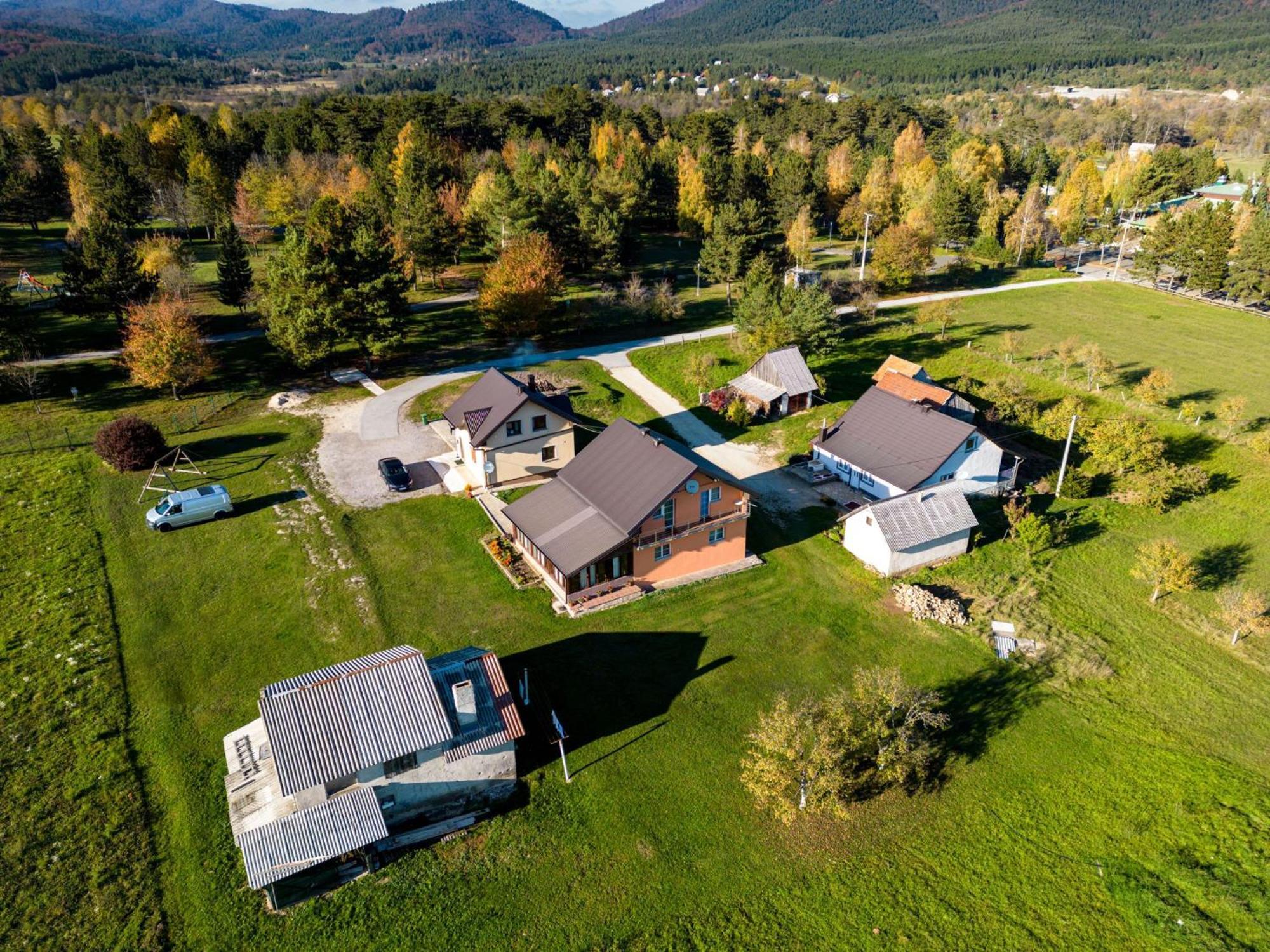 Apartments Marija Vrelo Koreničko المظهر الخارجي الصورة