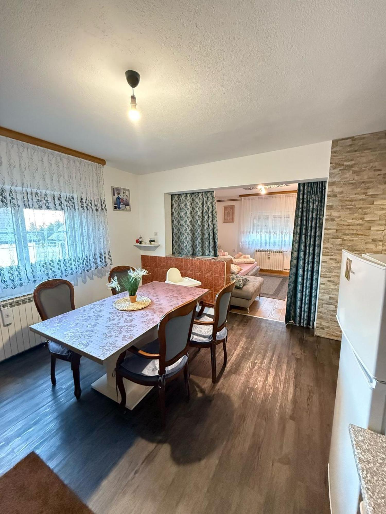 Apartments Marija Vrelo Koreničko المظهر الخارجي الصورة